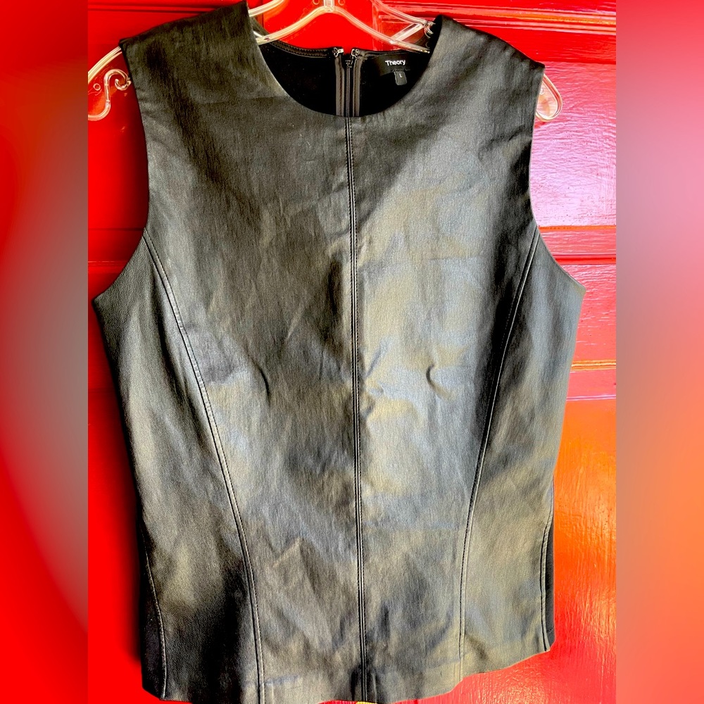 THEORY Black leather top L